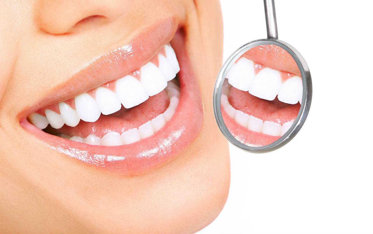 Aesthetic Dentistry & Smile Enhancement​